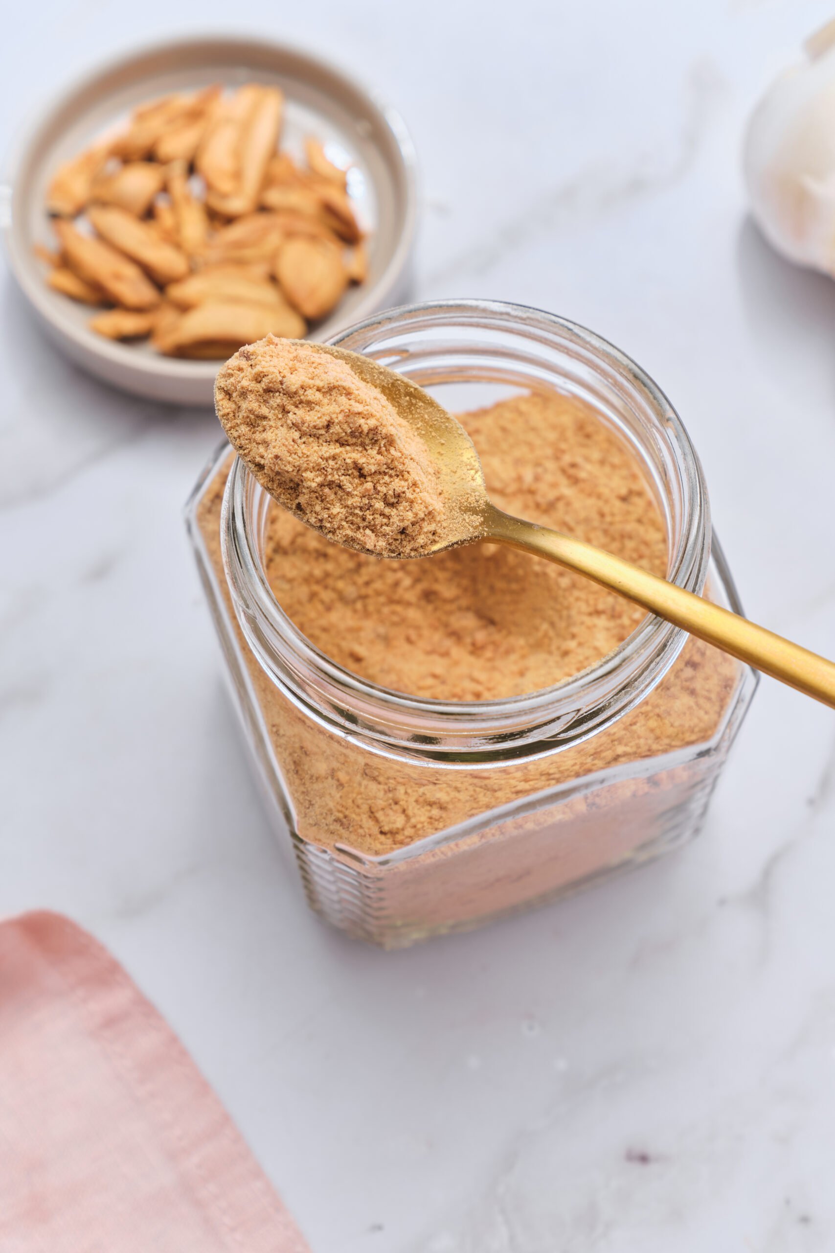 How To Make Garlic Powder - foodfaithfitness