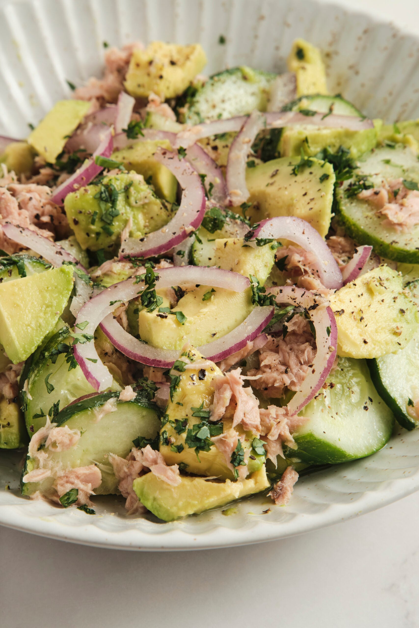 Avocado Tuna Salad - foodfaithfitness